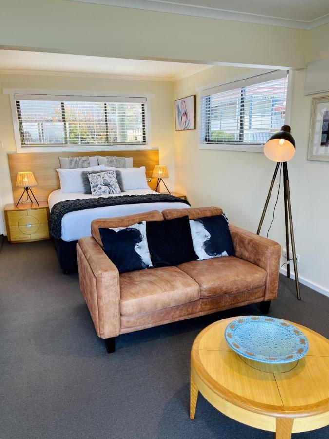 Stanley Village Waterfront Accommodation Bagian luar foto