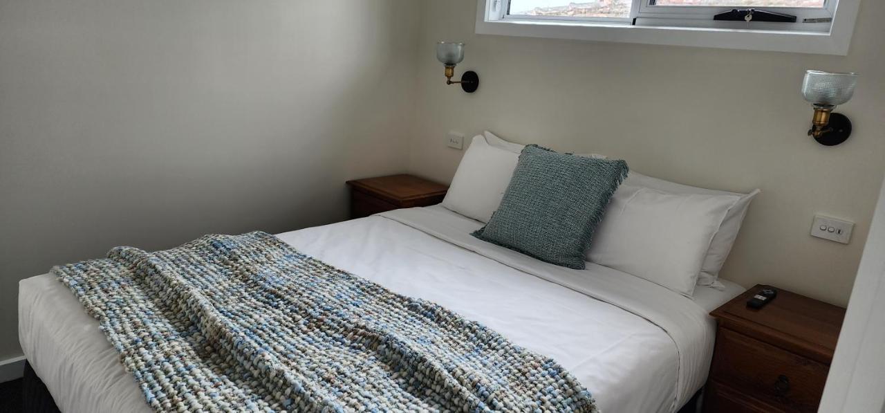 Stanley Village Waterfront Accommodation Bagian luar foto