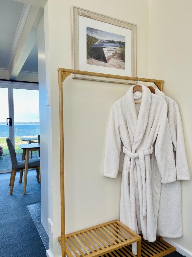 Stanley Village Waterfront Accommodation Bagian luar foto