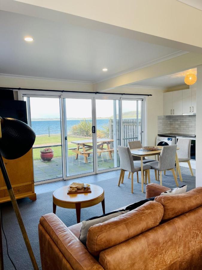 Stanley Village Waterfront Accommodation Bagian luar foto